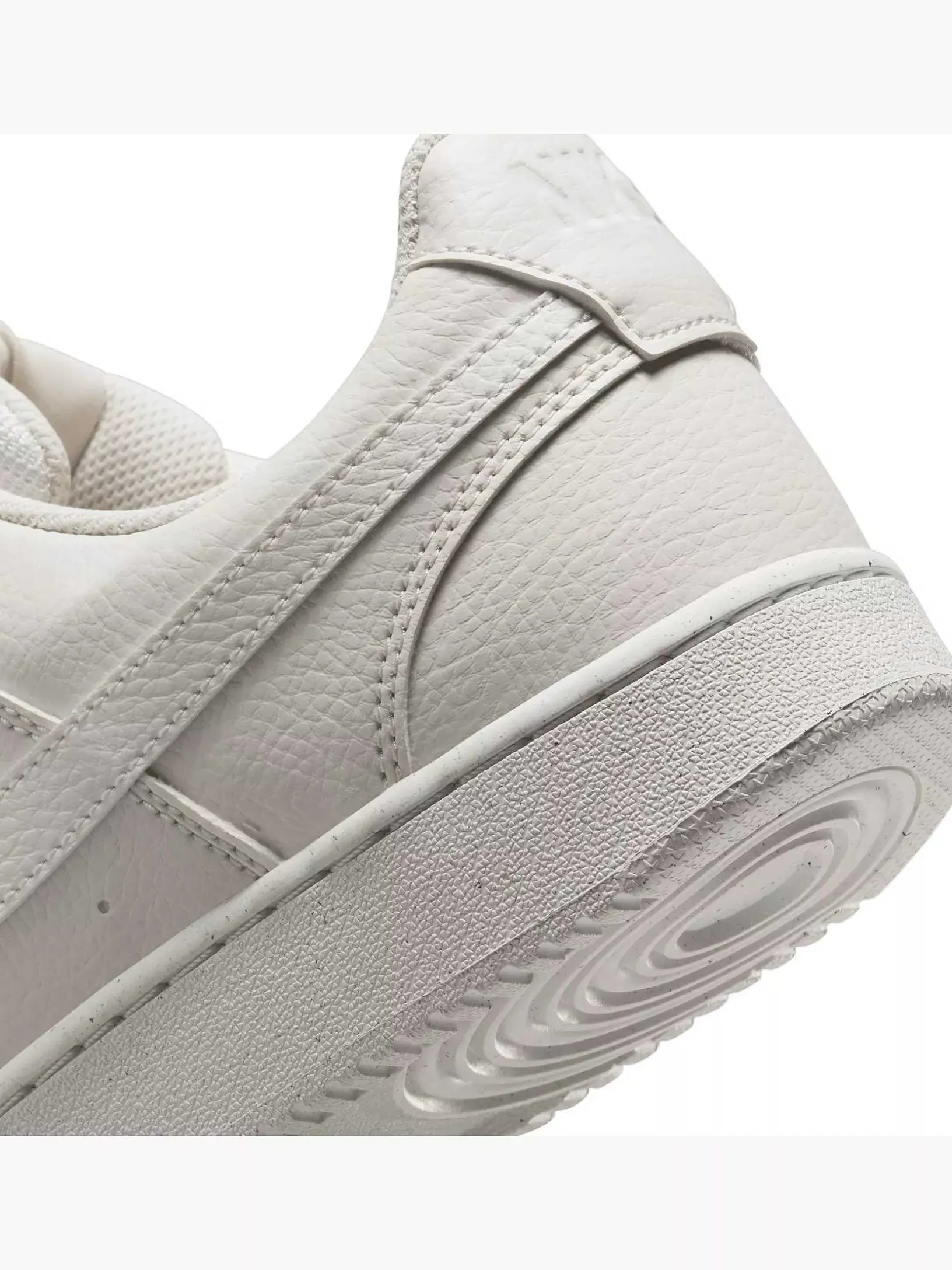 Beige Court Vision