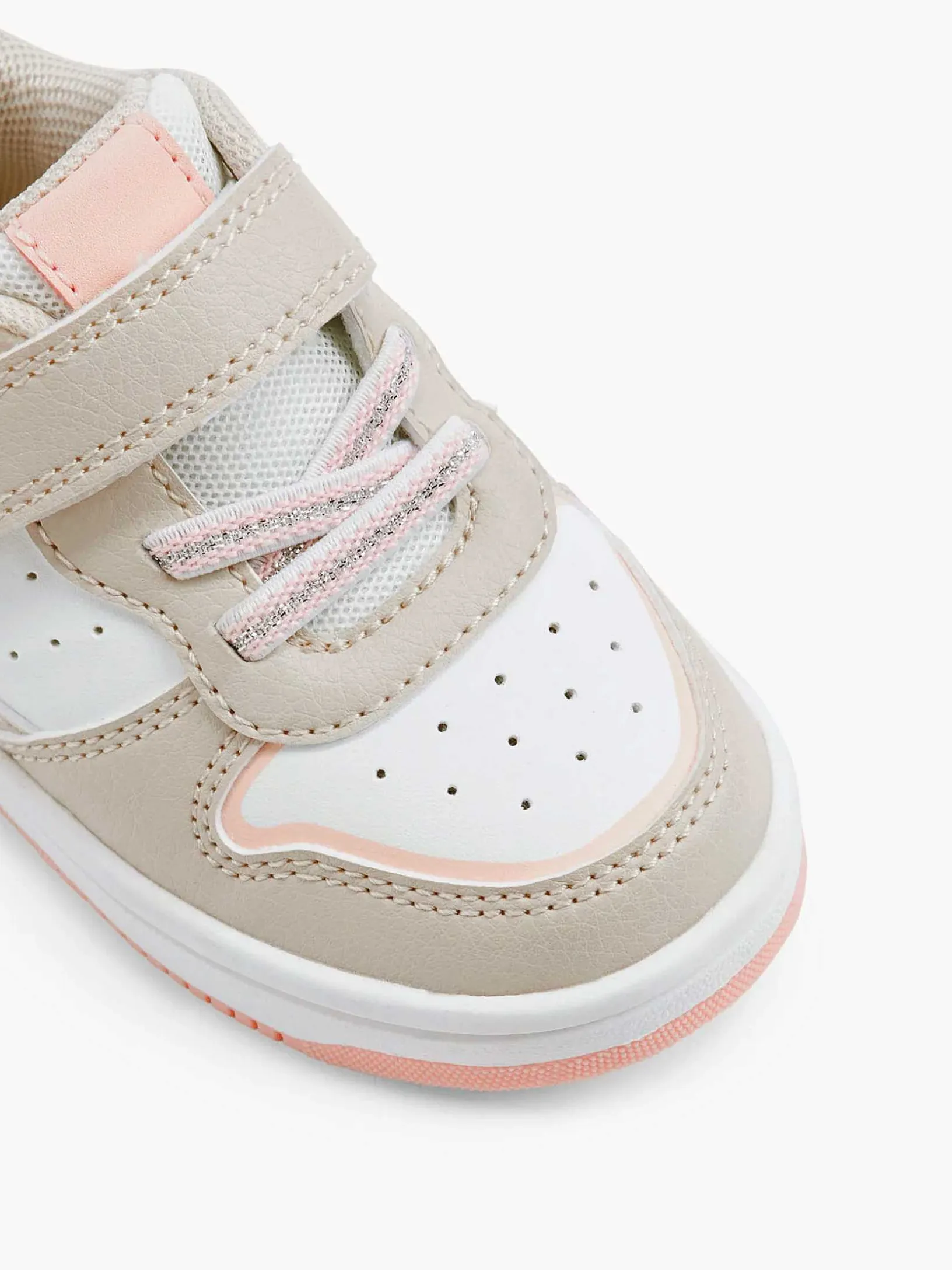 Beige Sneaker