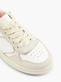 Beige Sneaker