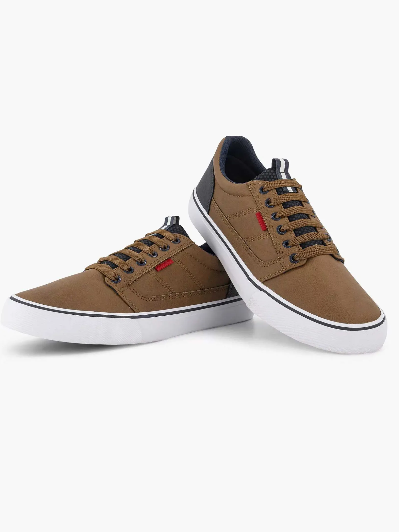 Bruine Sneaker