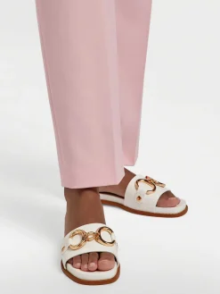 Witte Slipper Sierketting